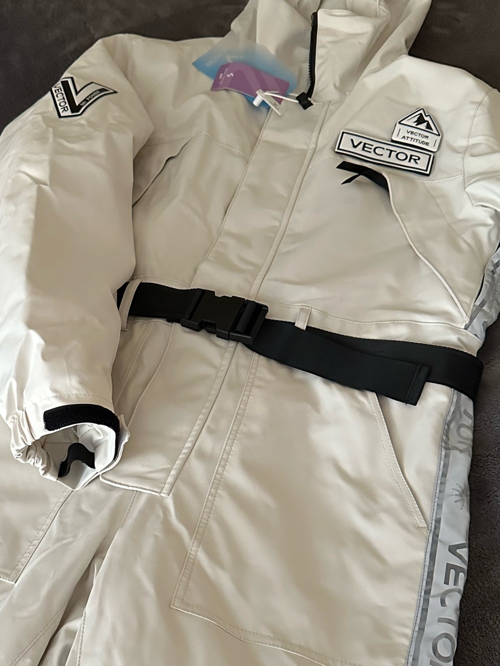 Vector Women’s White Insulated Jumpsuit - Picture 4 of 7